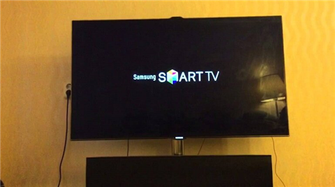 Smart TV Samsung Treo Logo Không Vào Được