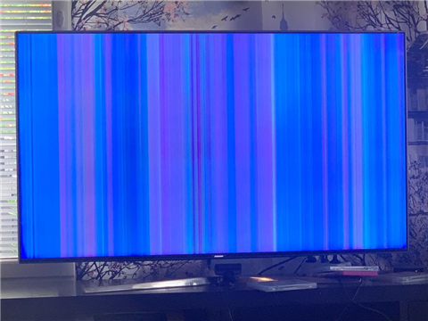 Sửa Màn Hình Tivi Samsung Bị Sọc Xanh Giá Bao Nhiêu?