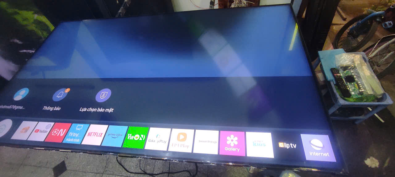 Thay mới màn hình tivi Samsung 55 inch 4K chính hãng nguyên seal