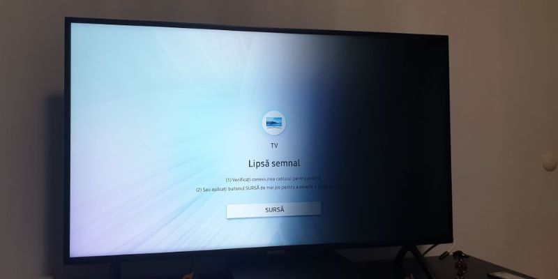 Thay trọn bộ thanh LED mới để khắc phục triệt để lỗi tivi đen màn hình